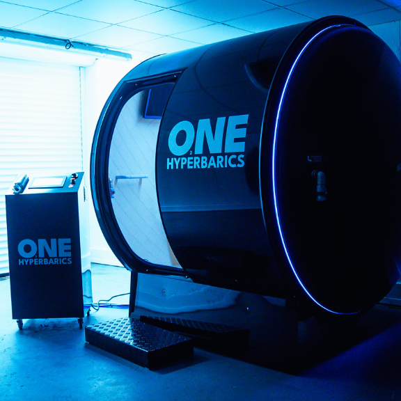 ONE Hyperbarics pressurized oxygen chamber used for hyperbaric oxygen therapy at Apparati.